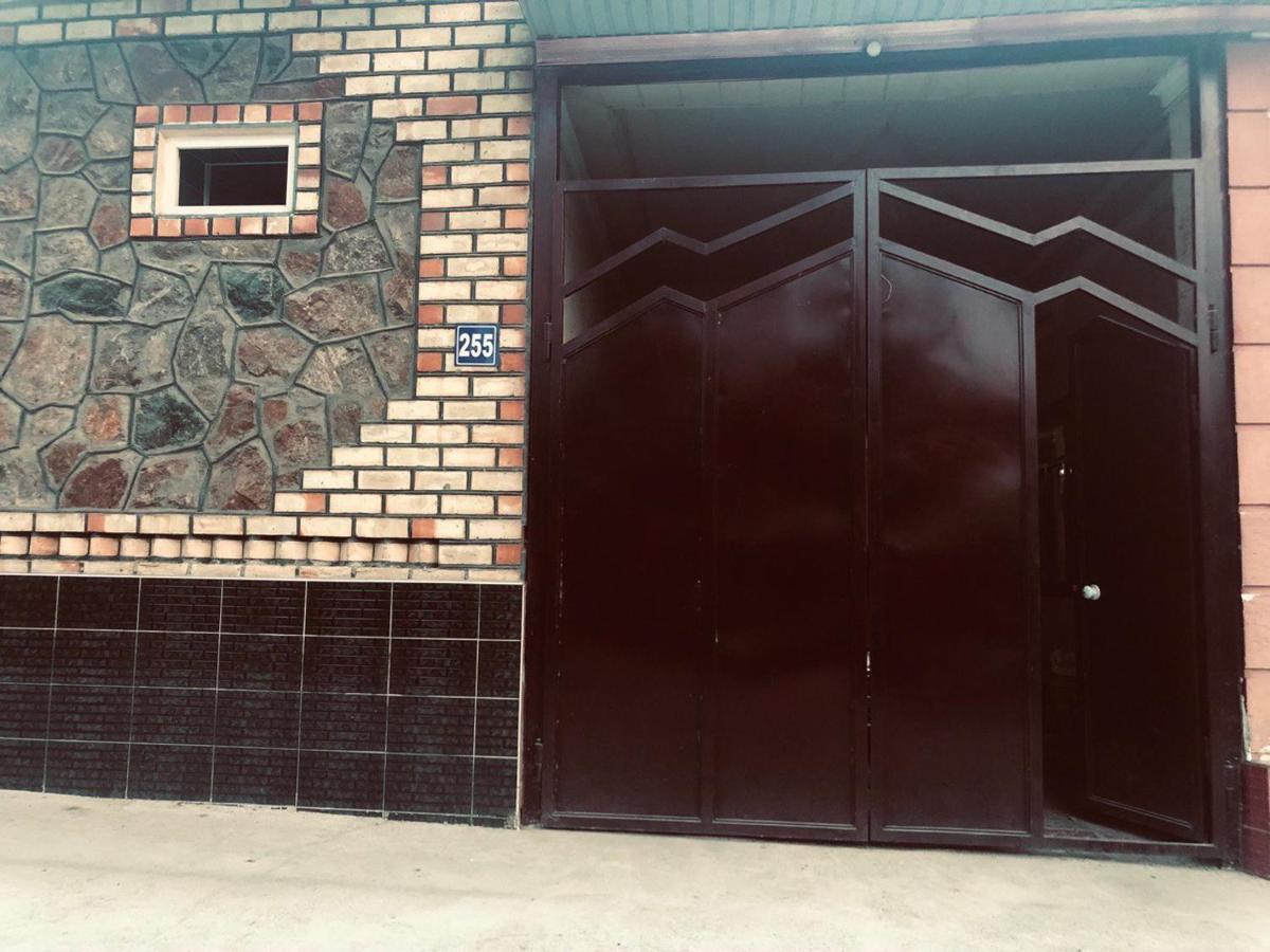 Hotel Be My Guest Osch Exterior foto