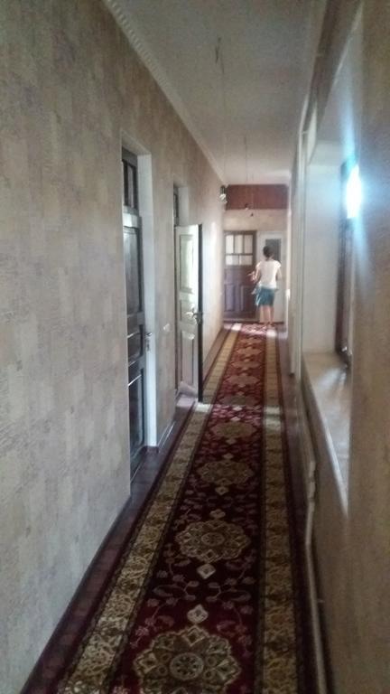Hotel Be My Guest Osch Exterior foto